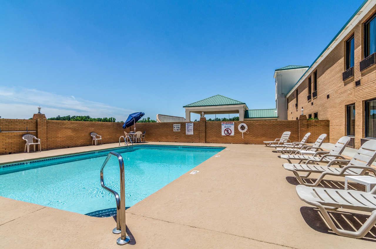 Quality Inn Whiteville North Exterior photo